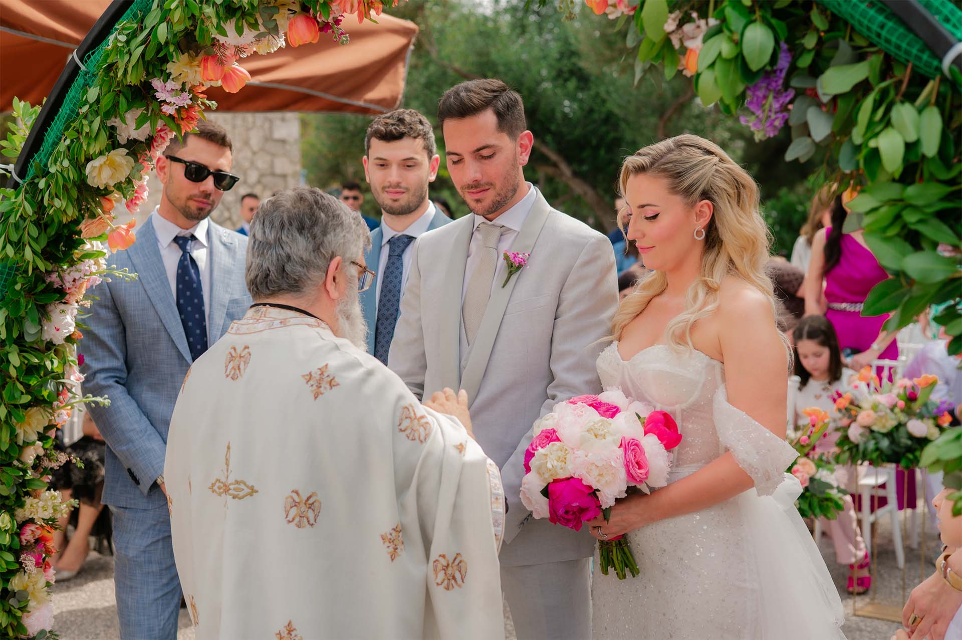 Candid moment of Simone smiling as he sees Valia for the first time.
